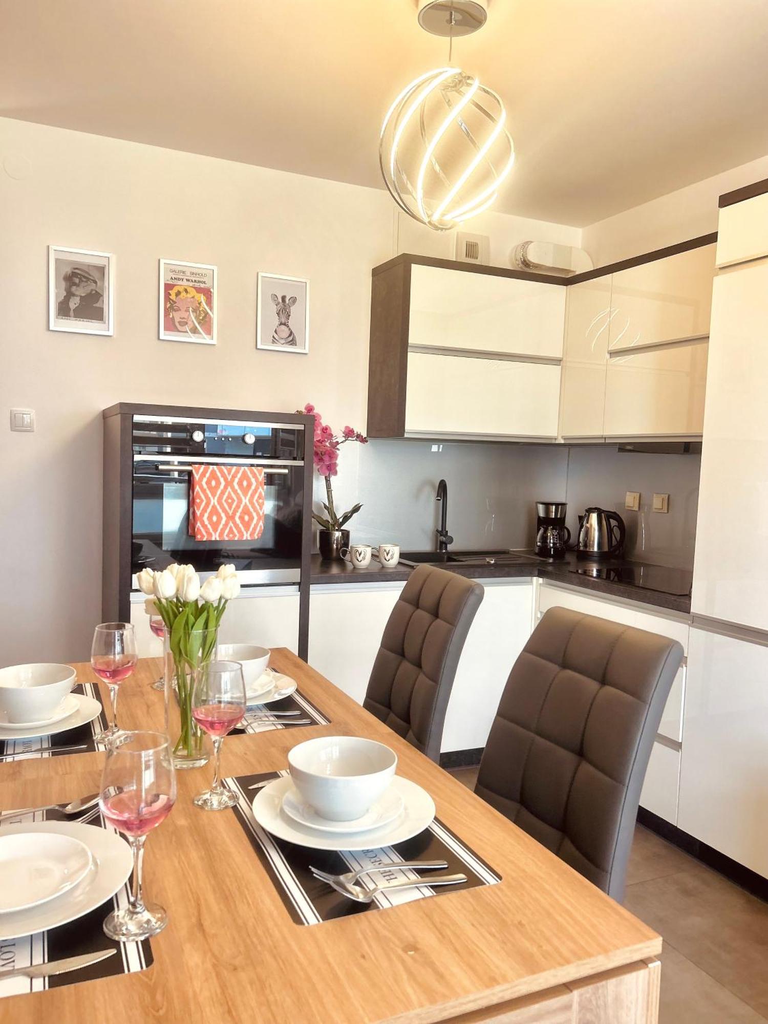 Downtown Apartments Family&Friends Rzeszow Ngoại thất bức ảnh